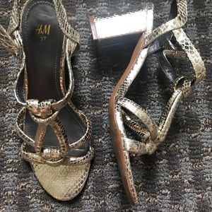 H&M Gold heels /Sandals
